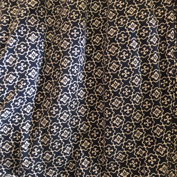 Faded Glory Blue and White Floral Skirt - Picture 3 of 3